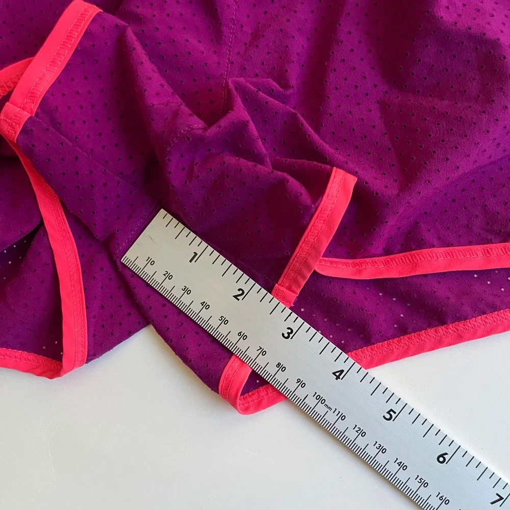 Under Armour Running Shorts‎ Womens Large Purple HeatGear Mesh Athletic Gym